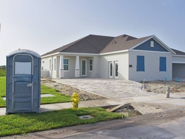 Porta potty delivery and setup in Mill Plain, CT